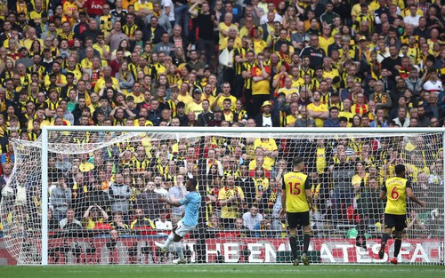Man City 6-0 Watford: Sterling lập hat-trick, Man City vô địch FA Cup