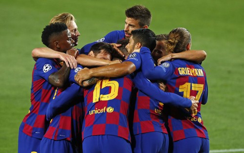 Một cầu thủ Barcelona dương tính với COVID-19 trước trận gặp Bayern