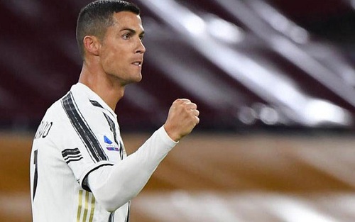 Bóng đá hôm nay 31/10: Ronaldo âm tính với COVID-19. Van de Beek khao khát ra sân cho MU