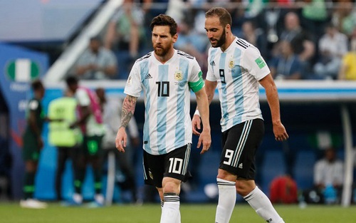 Higuain không coi Ronaldo và Messi là hay nhất thế giới hiện tại