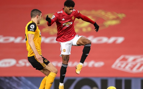 Cuộc đua vô địch Ngoại hạng Anh: MU đang là đối thủ lớn nhất của Liverpool