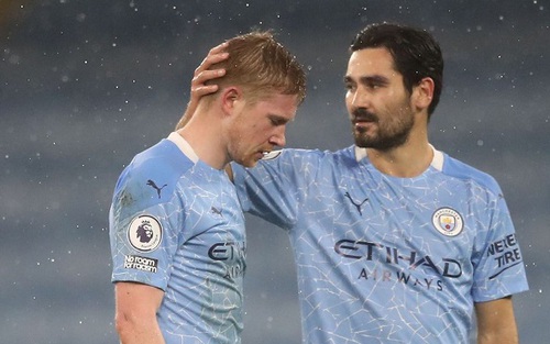 Man City tá hoả vì De Bruyne chấn thương, MU mừng thầm