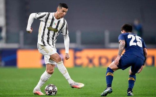 ĐIỂM NHẤN Juventus 3-2 Porto: Ronaldo lại gây thất vọng, Pirlo chưa đủ đẳng cấp