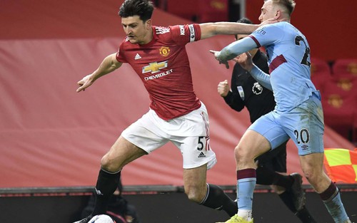 Harry Maguire: Hết quát tháo Rashford, giờ lại văng tục với Wan Bissaka