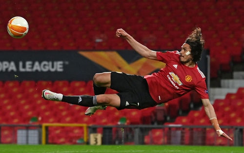 MU vs Villarreal: Giờ là lúc MU nhờ cậy 'chiến binh' Cavani