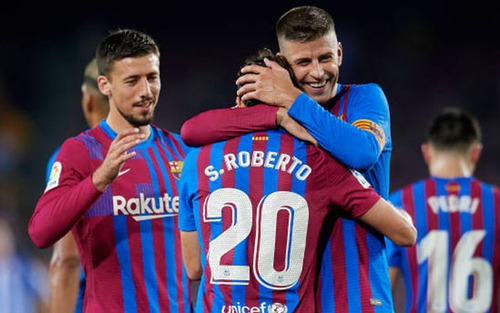 ĐIÊM NHẤN Barcelona 4-2 Sociedad: Pique là người hùng. Thắng mà không cần Messi