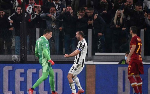 Juventus 1-0 Roma: Đá hỏng phạt đền, Roma trắng tay rời sân Juventus