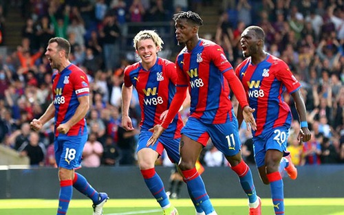 Soi kèo nhà cái Leeds vs Crystal Palace. Nhận định, dự đoán bóng đá Anh (03h15, 01/12)