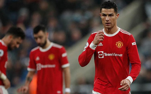 Chuyển nhượng 14/1: MU rao bán Van de Beek, PSG nhắm Ronaldo thay thế Mbappe