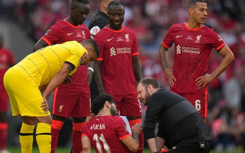 Liverpool tá hoả vì chấn thương của Van Dijk và Salah trước thềm chung kết Cúp C1