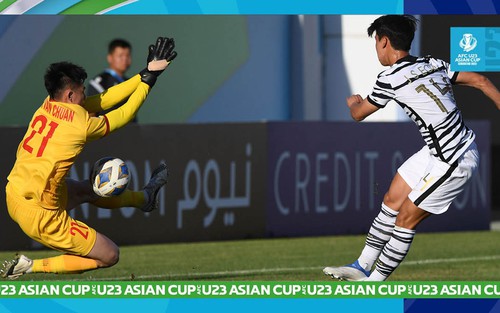 U23 Việt Nam: Quan Văn Chuẩn từ kẻ đóng thế tới người hùng thầm lặng