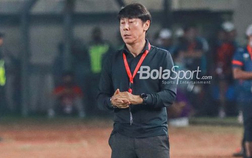 HLV Shin Tae Yong dẫn dắt U19 Indonesia đấu Việt Nam tại giải Đông Nam Á