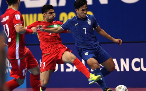 Futsal châu Á 2022: Iran vùi dập Thái Lan, gặp bại tướng ở chung kết