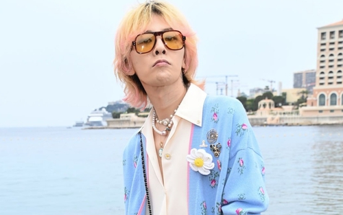 Fan lo lắng vì G-Dragon Bigbang gầy gò quá mức tại sự kiện Chanel