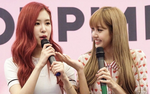 Hé lộ mẫu đàn ông lý tưởng của Lisa Blackpink, từng mê mẩn tài tử Hàn?