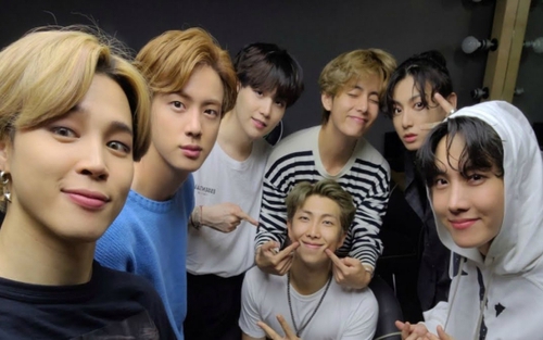 'Dynamite' của BTS đánh dấu cột mốc đáng nhớ, phá tiếp kỷ lục Blackpink