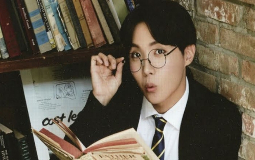J-Hope BTS tiết lộ sở thích không giống cha