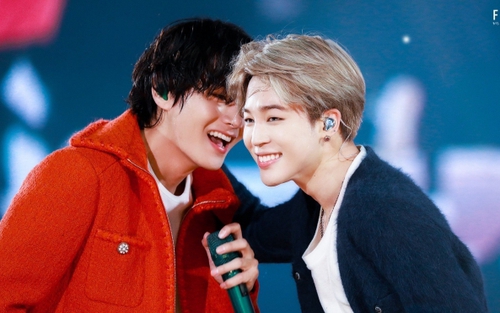 Phản ứng của Jimin khi bạn bè 'nói xấu' về BTS