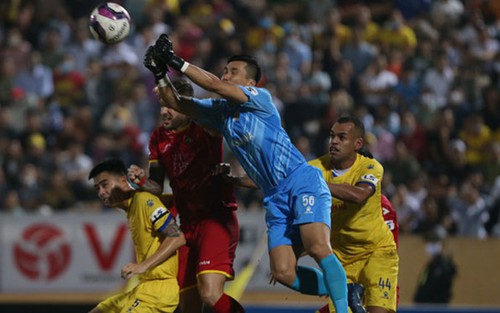 VIDEO bàn thắng Nam Định 1-0 SLNA: Bùng nổ phút bù giờ