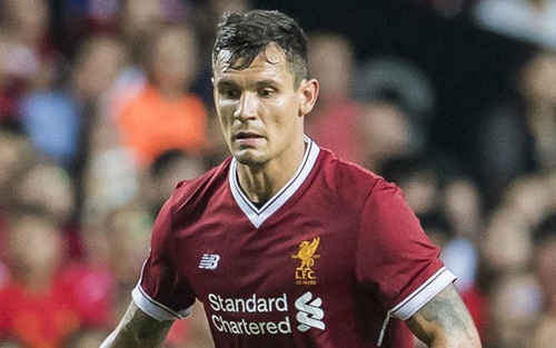 SỐC!!! Gia đình hậu vệ Liverpool bị dọa giết đầy ghê rợn