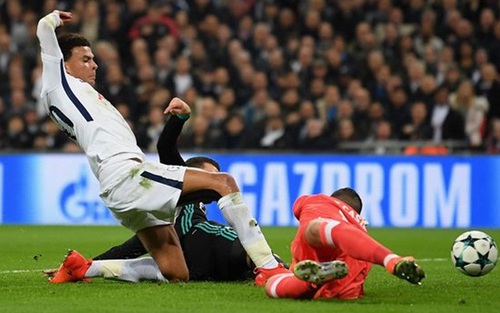 ĐIỂM NHẤN Tottenham 3-1 Real Madrid: Spurs thật đáng sợ. Real ‘chết’ vì quá cũ kĩ. Zidane lo mất ghế