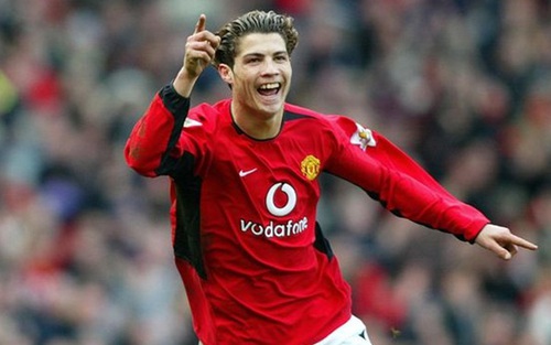 M.U bỏ túi bao nhiêu nếu Ronaldo gia nhập Juventus?