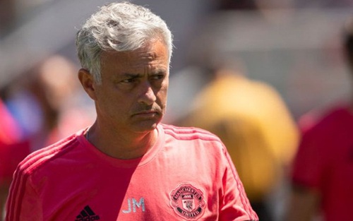M.U có hàng công rất ổn, nếu đá kém là lỗi của Mourinho