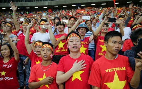Trước trận gặp Malaysia, CĐV Việt Nam từng bị phạt nhiều lần hành động quá khích