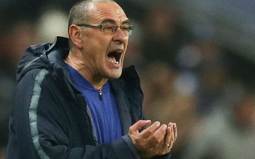 Maurizio Sarri chờ bị 'kết án', không cách gì cứu vãn tình hình