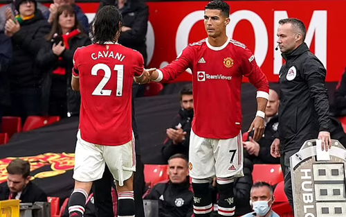 Solskjaer: 'Tôi chẳng có gì sai khi để Ronaldo dự bị cả'