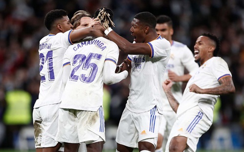 Real Madrid 4-1 Sociedad: Ngược dòng đẳng cấp, Real xây chắc ngôi đầu La Liga