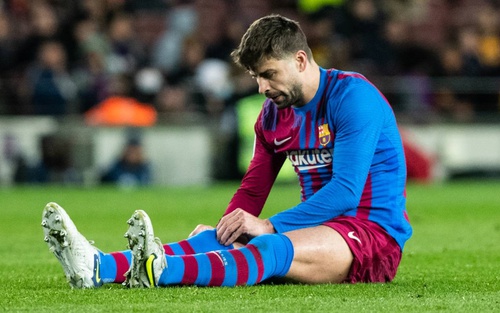 Pique: 'Có gan thì mang trung vệ hay nhất về đây, anh ta sẽ dự bị'