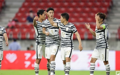 Soi kèo nhà cái Nhật Bản vs Hàn Quốc. Nhận định, dự đoán cúp bóng đá Đông Á 2022 (17h20, 27/7)