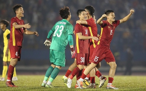 ĐIỂM NHẤN U19 Việt Nam 1-1 (pen 4-3) U19 Malaysia: Linh hồn Văn Khang. Phép thử đầy hứa hẹn