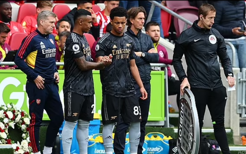 Arsenal đại thắng Brentford, sao 15 tuổi đi vào lịch sử
