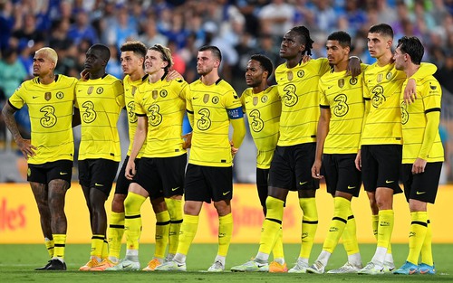 Sterling ra mắt, Chelsea thua sau loạt luân lưu trên đất Mỹ