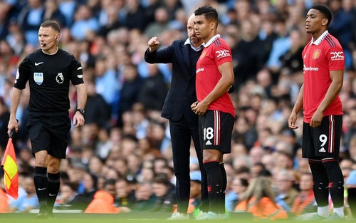Ten Hag giải thích lí do không sử dụng Casemiro đá chính
