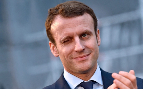 Chông gai chờ đợi Tân Tổng thống Macron sau cánh cửa Điện Elysee