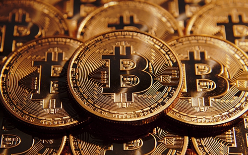 Đạt giá kỷ lục 3.000 USD, bitcoin vẫn không phải một loại tiền tệ