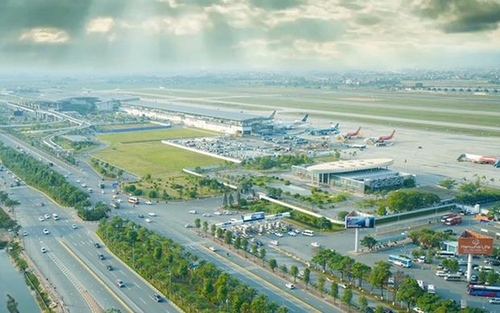 Nhiều tàu bay Việt Nam phải nằm sân do ảnh hưởng của dịch Covid-19