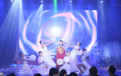 Cao đẳng Nghệ thuật Hà Nội tổ chức cuộc thi 'Miss & Mister HCA 2022'