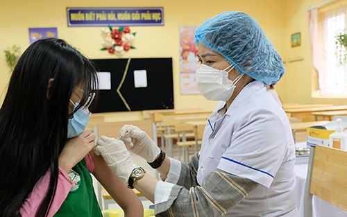 Số mắc Covid-19 mới chỉ còn 241 ca, vaccine vẫn là chiến lược quan trọng