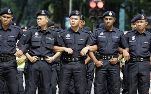 Cảnh sát Malaysia bắt 4 đối tượng lên kế hoạch tấn công các địa điểm hành lễ