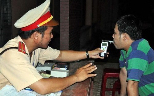Vẫn chưa quyết 'đã uống rượu bia thì không lái xe'