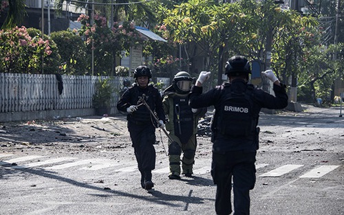 Indonesia: 15 người thương vong trong 3 vụ đánh bom nhà thờ