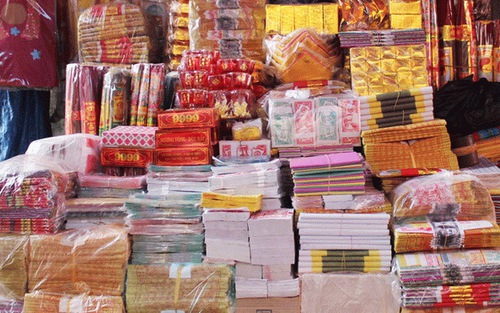 Bộ VH,TT&DL nói gì về đề nghị bỏ đốt vàng mã?