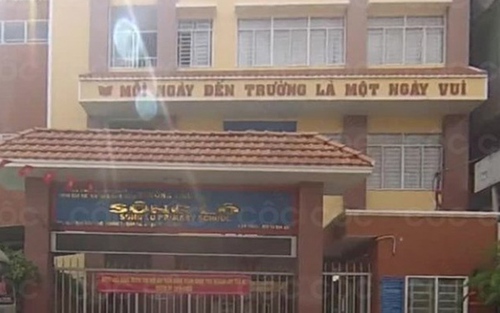 Thực hư thông tin cô giáo tiếng Anh phạt học sinh 'ngậm dép'