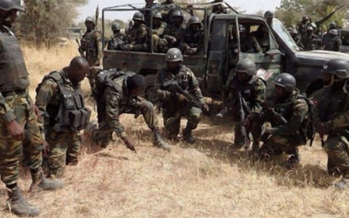 Nigeria bắt giữ 2 kẻ tình nghi là thủ lĩnh khủng bố