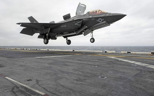Mỹ lặng lẽ điều tàu sân bay chở F-35 tới Thái Bình Dương để làm gì?