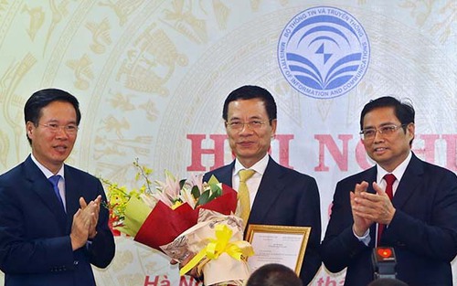 Bàn giao nhiệm vụ Bí thư Ban Cán sự Đảng, Bộ trưởng Bộ Thông tin - Truyền thông